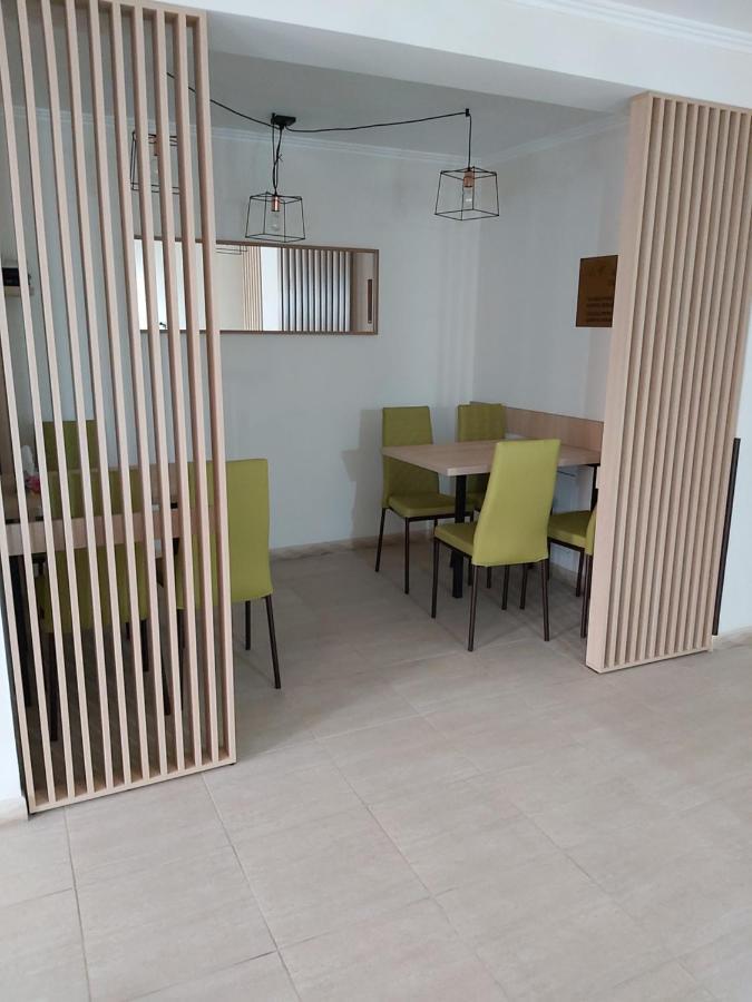 Alexander House Hotel Déva Kültér fotó
