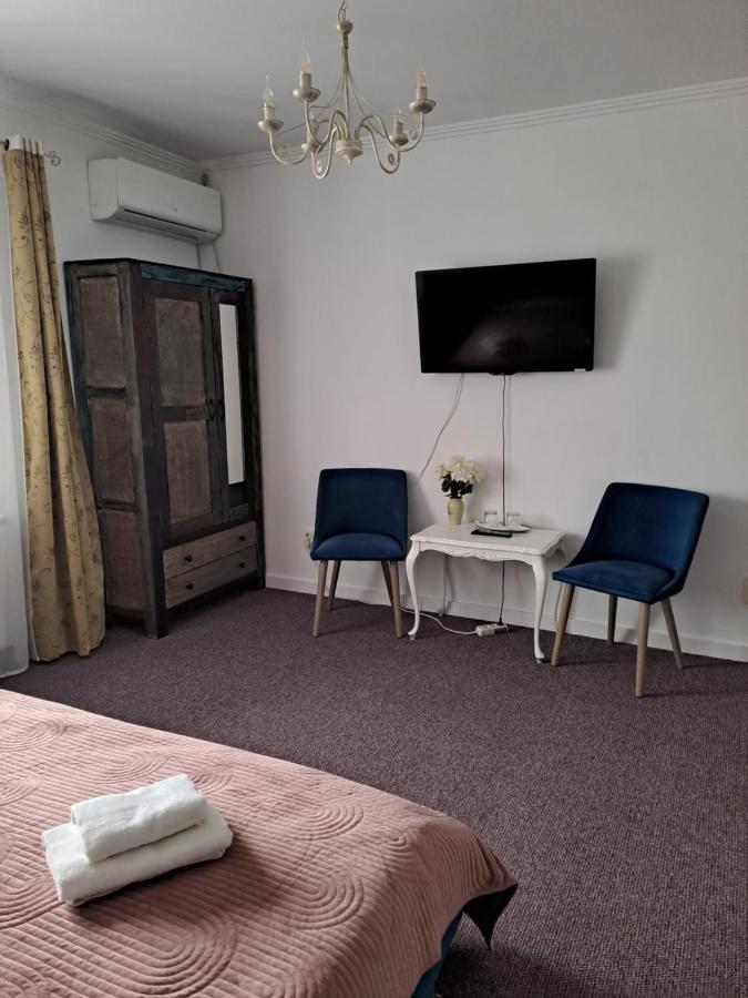 Alexander House Hotel Déva Kültér fotó